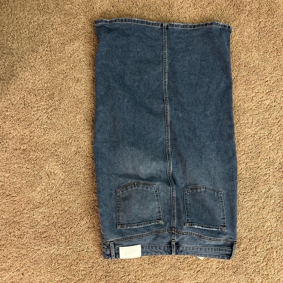 Edited by Remi Bader Denim Midi Skirt with Side Slit size 8 - Picture 12 of 15